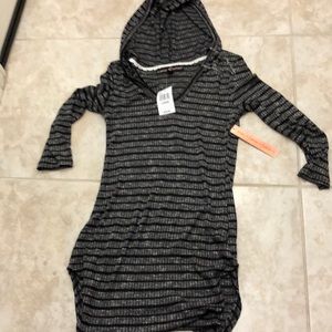 Almost Famous thin hooded top